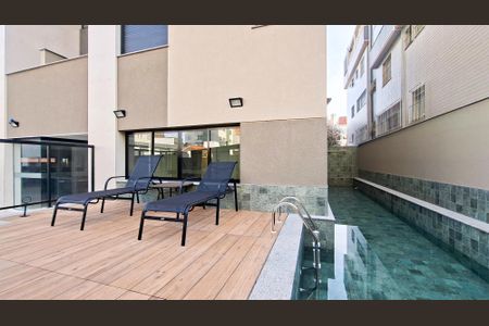 Apartamento à venda com 63m², 2 quartos e 2 vagasÁrea comum - Piscina