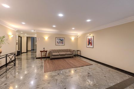 Apartamento à venda com 42m², 1 quarto e 1 vagaHall de entrada