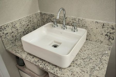 Apartamento à venda com 123m², 3 quartos e 2 vagasBanheiro Social