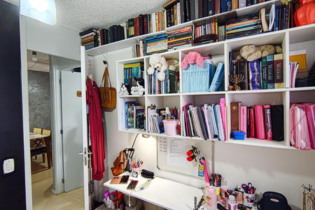 Apartamento à venda com 44m², 2 quartos e 1 vagaQuarto 2