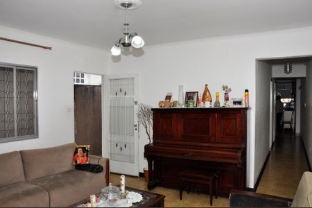 Casa à venda com 142m², 3 quartos e 1 vaga Sala