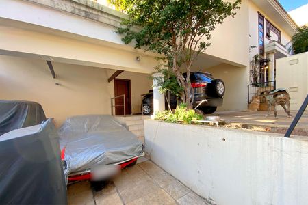 Casa à venda com 445m², 3 quartos e 3 vagas Casa à venda com 445m², 3 quartos e 3 vagasGaragem