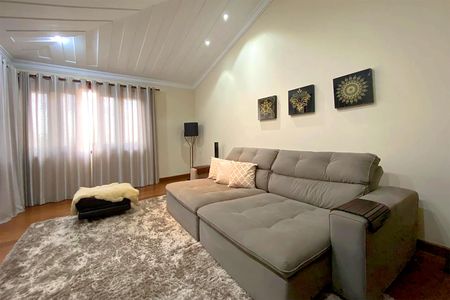 Casa à venda com 445m², 3 quartos e 3 vagas Casa à venda com 445m², 3 quartos e 3 vagasSala de Estar