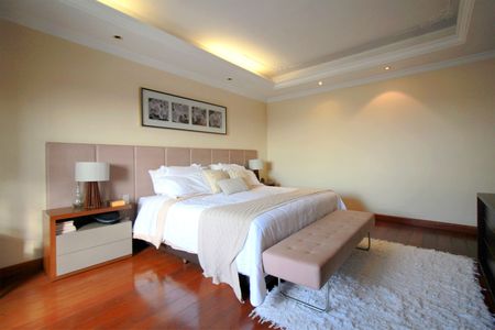 Casa à venda com 445m², 3 quartos e 3 vagasSuíte 1