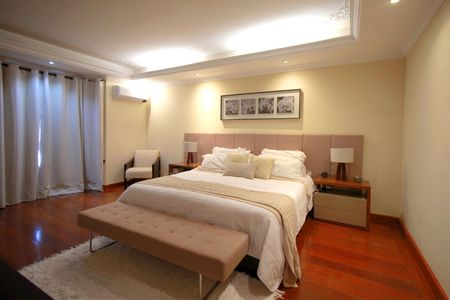 Casa à venda com 445m², 3 quartos e 3 vagasSuíte 1