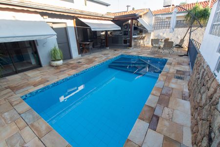 Casa à venda com 284m², 3 quartos e 4 vagasÁrea comum