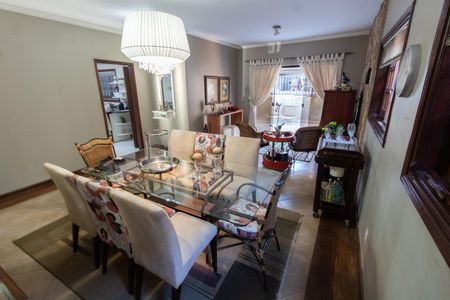 Casa à venda com 284m², 3 quartos e 4 vagasCopa