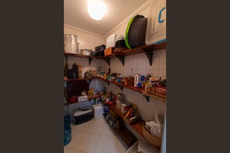 Casa à venda com 284m², 3 quartos e 4 vagasDespensa