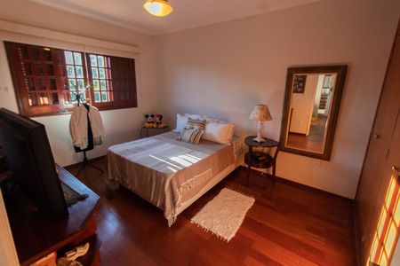 Casa à venda com 284m², 3 quartos e 4 vagasQuarto