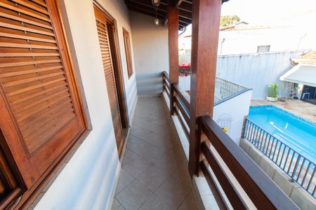 Casa à venda com 284m², 3 quartos e 4 vagasSacada do Quarto 3