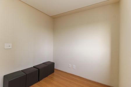 Apartamento à venda com 43m², 2 quartos e 1 vagaQuarto 2