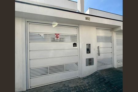 Casa para alugar com 194m², 3 quartos e 6 vagas Casa para alugar com 194m², 3 quartos e 6 vagasFachada