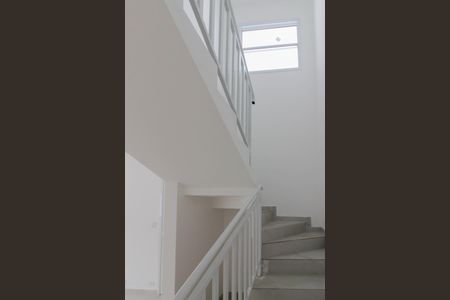 Casa à venda com 194m², 3 quartos e 6 vagasEscada