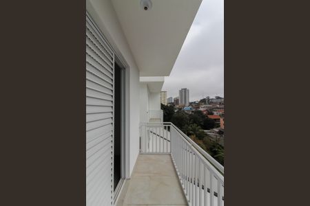 Casa à venda com 194m², 3 quartos e 6 vagasSacada do Quarto 2