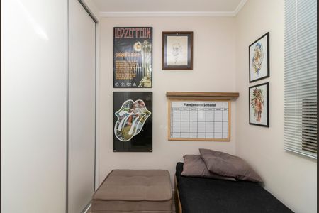 Apartamento à venda com 105m², 3 quartos e 2 vagasQuarto 2