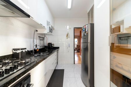 Apartamento à venda com 105m², 3 quartos e 2 vagasCozinha