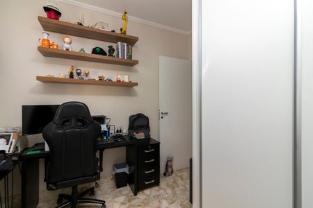 Apartamento à venda com 105m², 3 quartos e 2 vagasQuarto 2