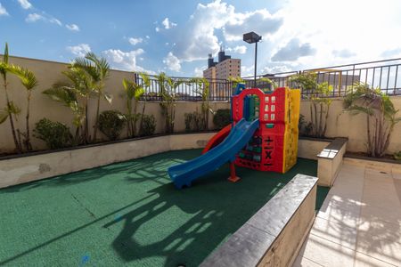 Apartamento à venda com 105m², 3 quartos e 2 vagasÁrea comum - Playground