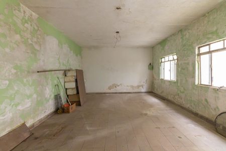 Casa para alugar com 260m², 3 quartos e 3 vagas Casa para alugar com 260m², 3 quartos e 3 vagasEdícula