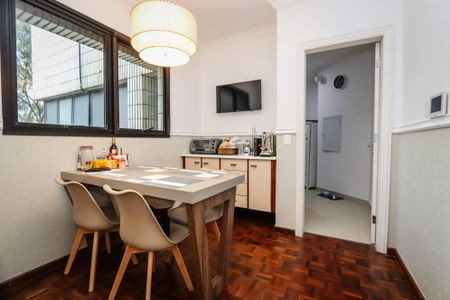Apartamento à venda com 480m², 4 quartos e 4 vagasCopa