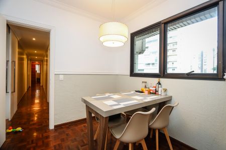 Apartamento à venda com 480m², 4 quartos e 4 vagasCopa