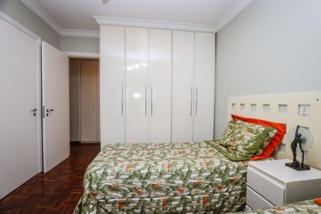Apartamento à venda com 480m², 4 quartos e 4 vagasSuite 2