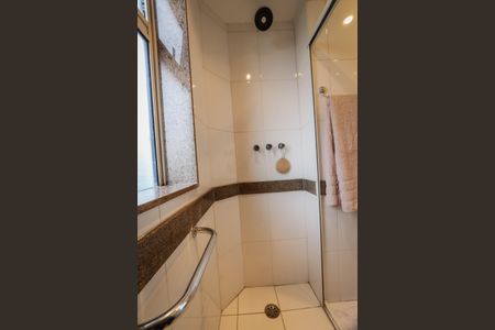 Apartamento à venda com 480m², 4 quartos e 4 vagasBanheiro da Suite 3