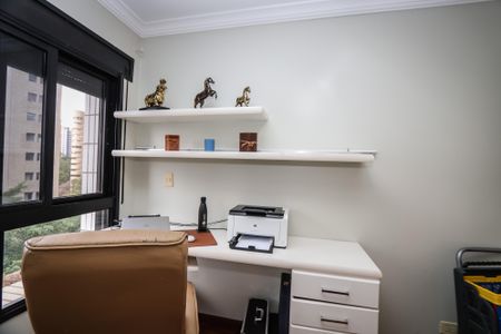 Apartamento à venda com 480m², 4 quartos e 4 vagasEscritório