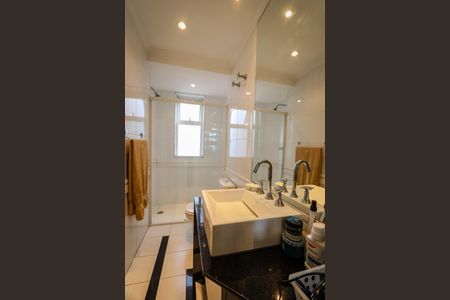 Apartamento à venda com 480m², 4 quartos e 4 vagasBanheiro da Suite 2