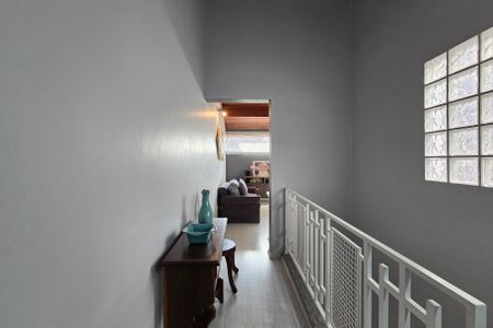 Casa à venda com 173m², 3 quartos e 2 vagasCorredor