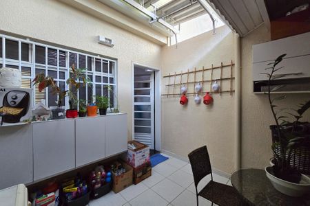 Casa à venda com 173m², 3 quartos e 2 vagasÁrea de Serviço