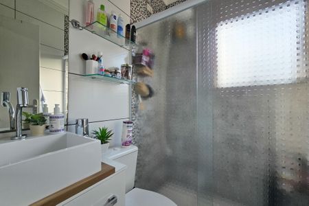 Casa à venda com 173m², 3 quartos e 2 vagasBanheiro - Suíte