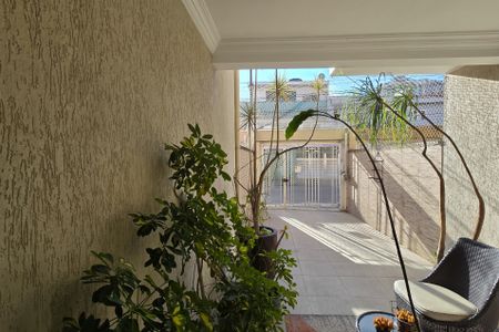 Casa à venda com 173m², 3 quartos e 2 vagasVista - Sala