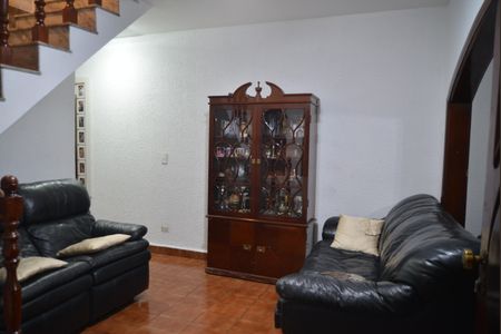 Casa para alugar com 243m², 6 quartos e 4 vagasSala