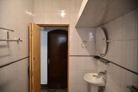 Casa para alugar com 243m², 6 quartos e 4 vagasBanheiro do Quarto 3