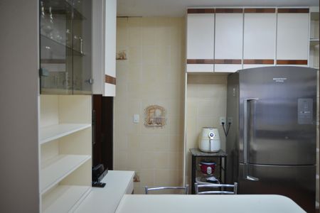 Casa para alugar com 243m², 6 quartos e 4 vagasCozinha