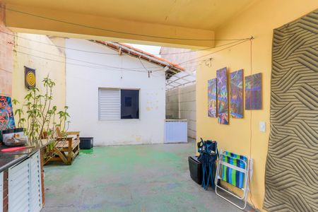 Casa à venda com 250m², 1 quarto e 1 vaga Casa à venda com 250m², 1 quarto e 1 vagaChurrasqueira/Quintal