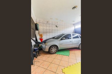 Casa à venda com 250m², 1 quarto e 1 vaga Casa à venda com 250m², 1 quarto e 1 vagaGaragem