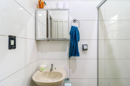 Casa à venda com 250m², 1 quarto e 1 vaga Casa à venda com 250m², 1 quarto e 1 vagaBanheiro Social