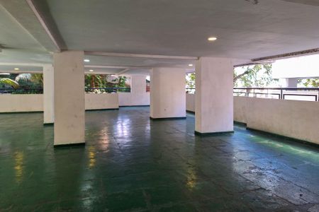 Apartamento à venda com 92m², 2 quartos e 1 vaga Apartamento à venda com 92m², 2 quartos e 1 vagaÁrea comum