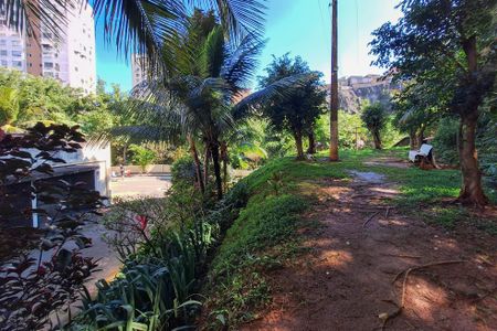 Apartamento à venda com 92m², 2 quartos e 1 vaga Apartamento à venda com 92m², 2 quartos e 1 vagaÁrea comum