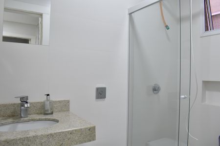 Casa para alugar com 590m², 5 quartos e 6 vagasBanheiro de Serviço