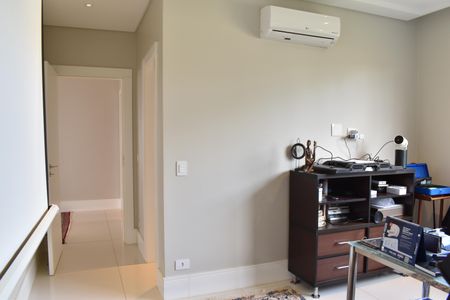 Casa para alugar com 590m², 5 quartos e 6 vagasSuíte 4