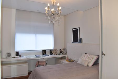 Casa para alugar com 590m², 5 quartos e 6 vagasSuíte 3