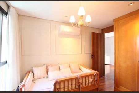 Apartamento à venda com 200m², 4 quartos e 4 vagasSuíte 1