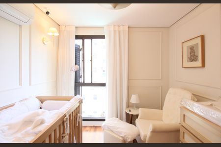 Apartamento à venda com 200m², 4 quartos e 4 vagasQuarto 1