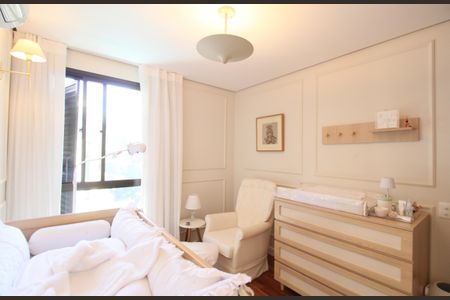 Apartamento à venda com 200m², 4 quartos e 4 vagasQuarto 1