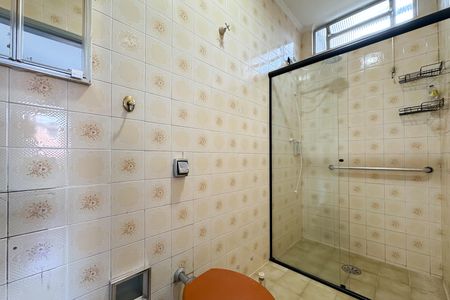 Casa para alugar com 165m², 3 quartos e 2 vagas Casa para alugar com 165m², 3 quartos e 2 vagasBanheiro - Suíte