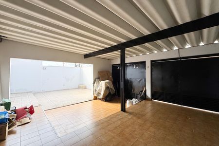 Casa para alugar com 165m², 3 quartos e 2 vagas Casa para alugar com 165m², 3 quartos e 2 vagasGaragem
