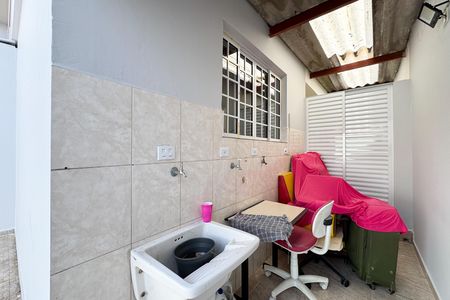 Casa para alugar com 165m², 3 quartos e 2 vagas Casa para alugar com 165m², 3 quartos e 2 vagasÁrea de Serviço
